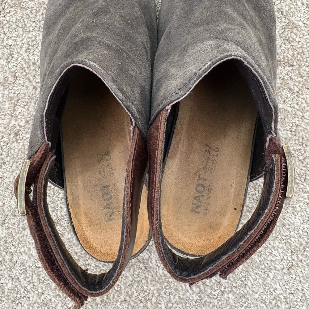 Naot Upgrade Clogs - Picture 5 of 8